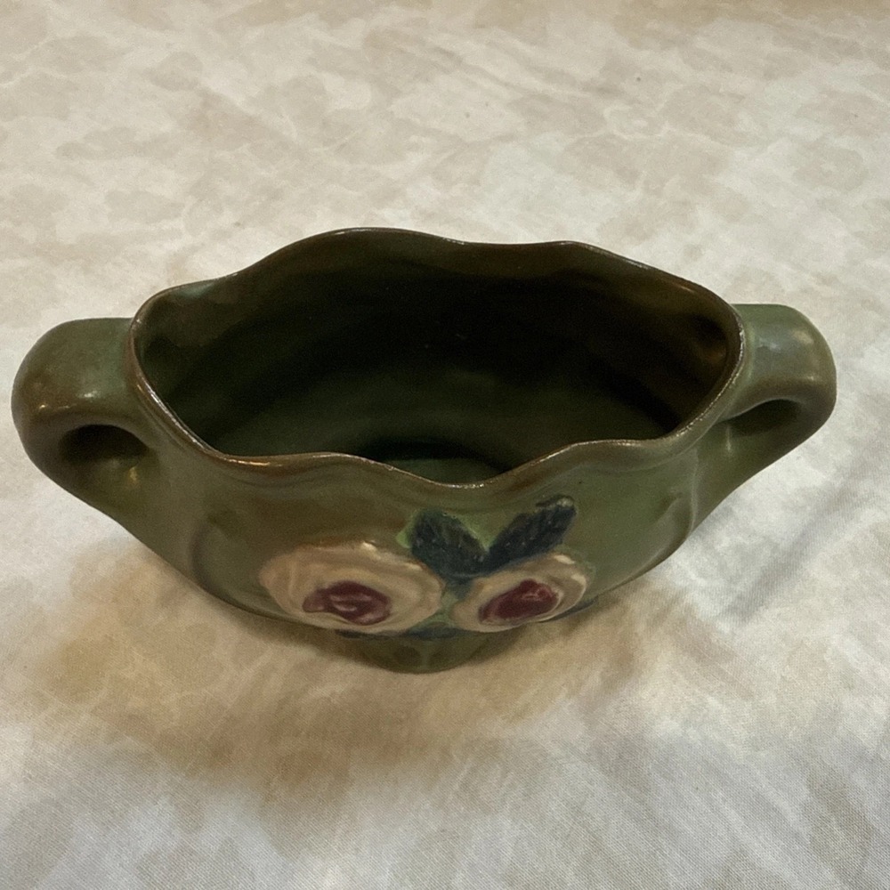 Roseville Pottery White Rose Planter 5 Green